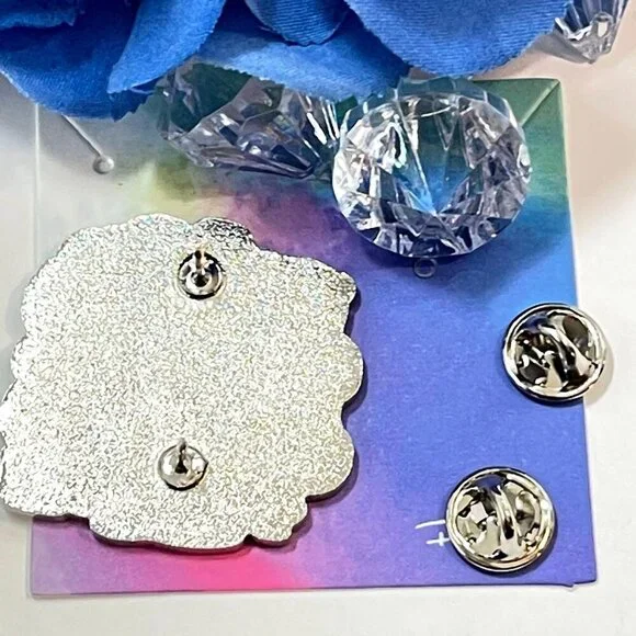 Dumbo Elephant Lapel Pin Wash Tub Bubbles Enamel Brooch Pin Accessories Jewelry - Picture 5 of 6